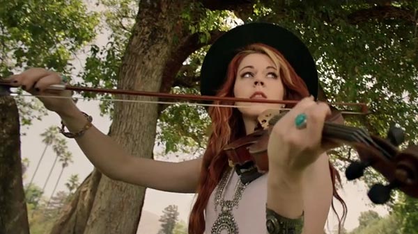 Lindsey Stirling f/ Andrew McMahon In The Wilderness - 