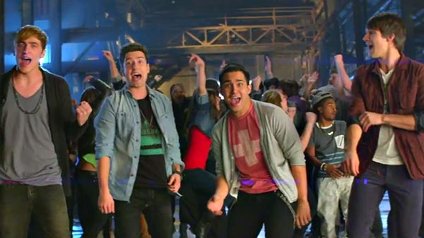 Big Time Rush f/ Mann - 