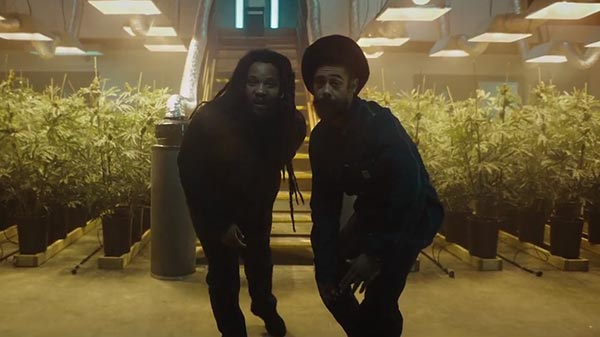 Damian Marley f/ Stephen Marley - 