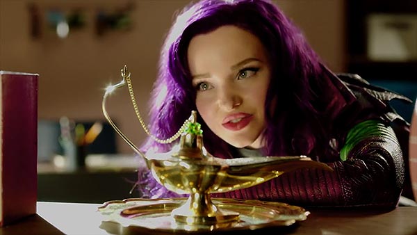 Dove Cameron - 