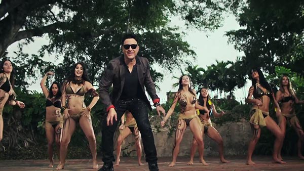 Elvis Crespo f/ Pitbull - 