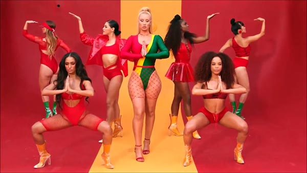 Iggy Azalea f/ Anitta - 