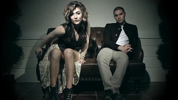 Karmin - 