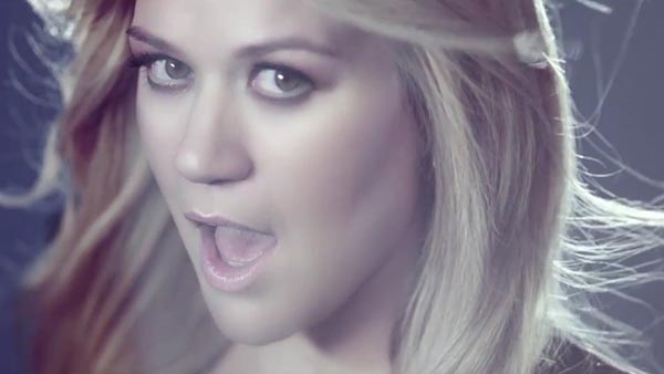 Kelly Clarkson - 