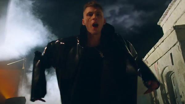 Machine Gun Kelly - 