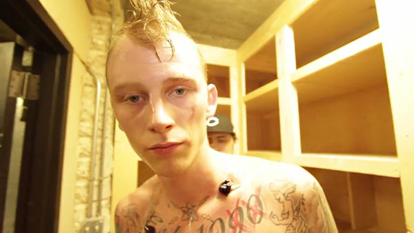 MGK f/ 2 Chainz, Meek Mill, Mystikal, French Montana & Yo Gotti - 