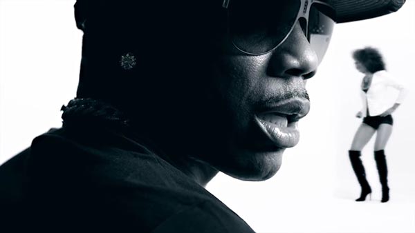 Nelly f/ Pharrell & Nicki Minaj - 
