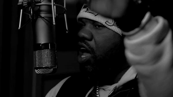 Redlight f/ Raekwon - 