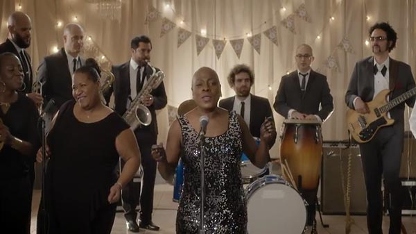 Sharon Jones & The Dap Kings - 