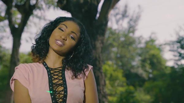 Shenseea f/ Boom Boom - 