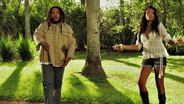 Stephen Marley f/ Melanie Fiona - 