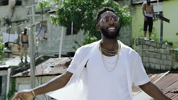 Tinie Tempah f/ Wizkid - 