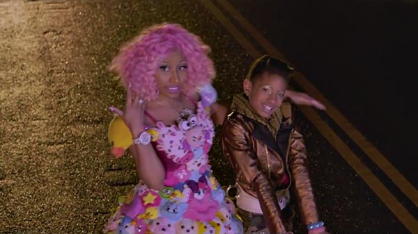 Willow f/ Nicki Minaj - 